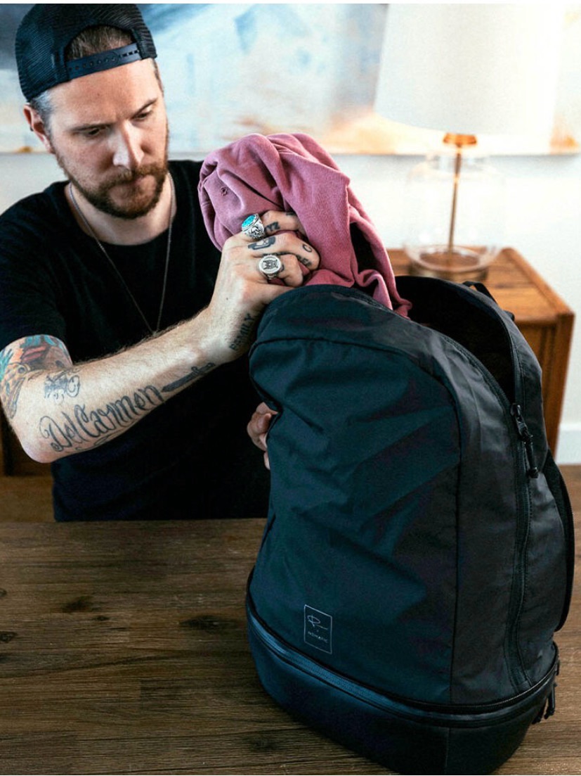 Nomatic Men's Black Convertible Travel Backpack With Bottom Camera Compartment — image 5 of 7